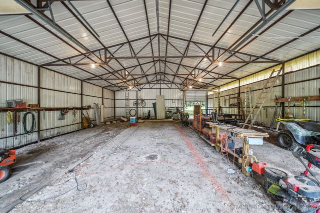 1504 College Park Road, Claremore, OK 74017