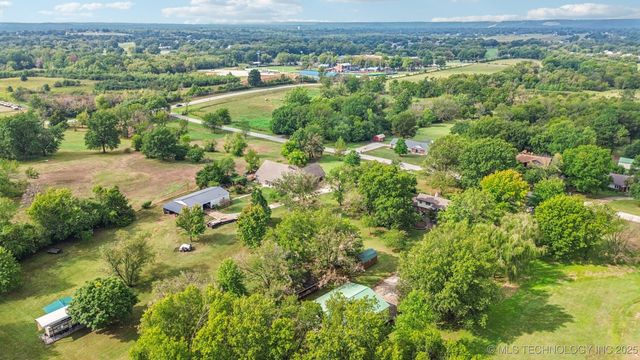 1504 College Park Road, Claremore, OK 74017