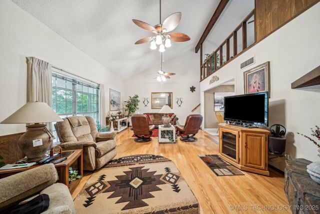 1504 College Park Road, Claremore, OK 74017