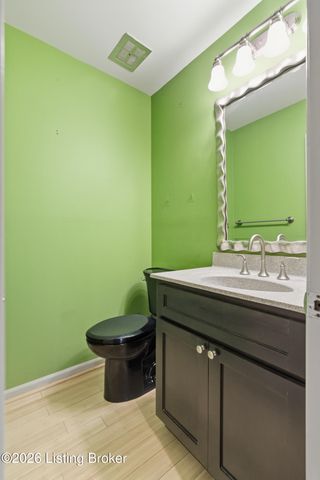 5206 Moccasin Trail, Louisville, KY 40207