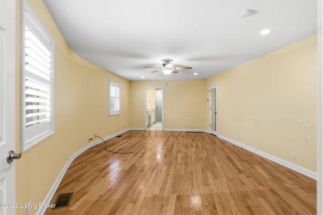 5206 Moccasin Trail, Louisville, KY 40207