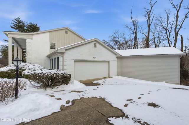 5206 Moccasin Trail, Louisville, KY 40207