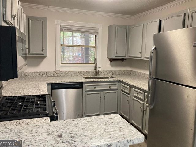1309 Natchez Trc, Sandy Springs, GA 30350