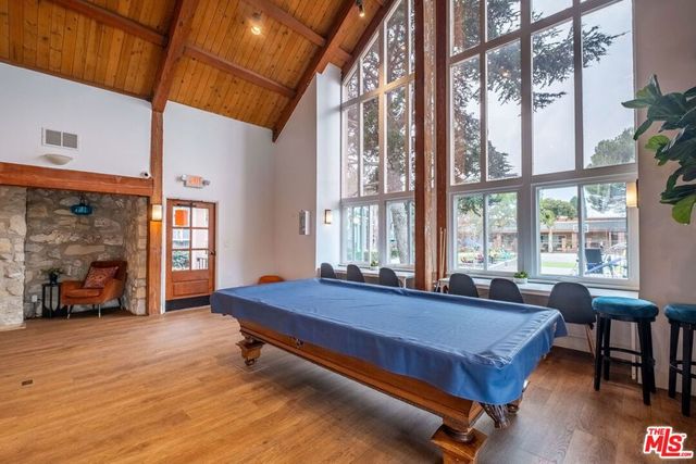 6425 Green Valley Circle 102, Culver City, CA 90230