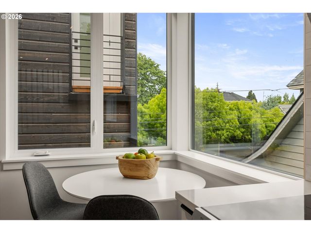 3530 N BORTHWICK Ave, Portland, OR 97227