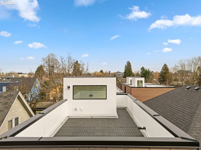 3530 N BORTHWICK Ave, Portland, OR 97227
