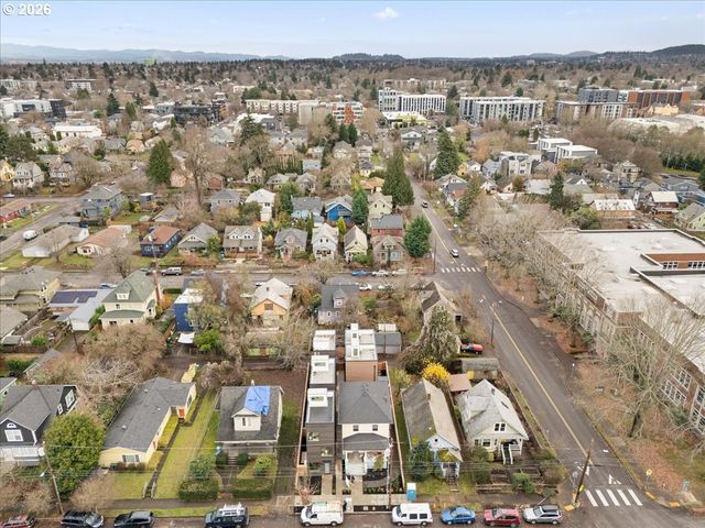 3530 N BORTHWICK Ave, Portland, OR 97227