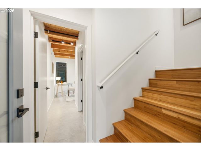 3530 N BORTHWICK Ave, Portland, OR 97227