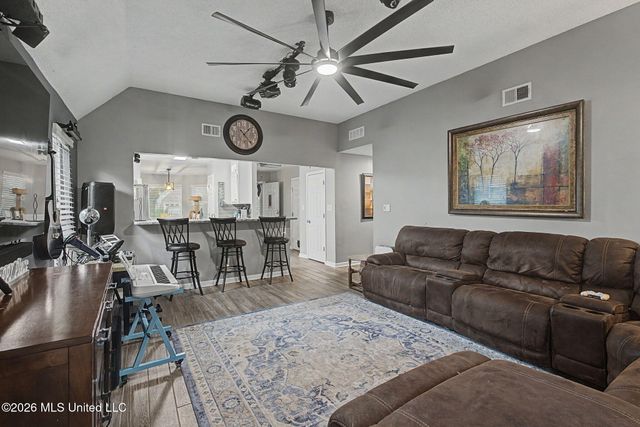 5901 Steffani Drive, Southaven, MS 38671