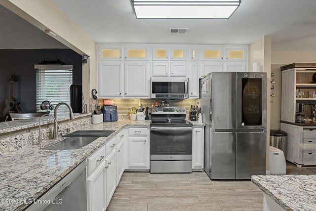 5901 Steffani Drive, Southaven, MS 38671