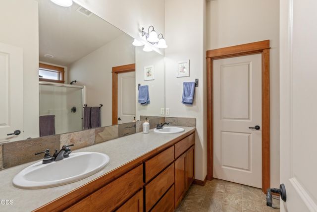 2354 NW Summerhill Drive, Bend, OR 97703
