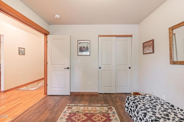 2354 NW Summerhill Drive, Bend, OR 97703
