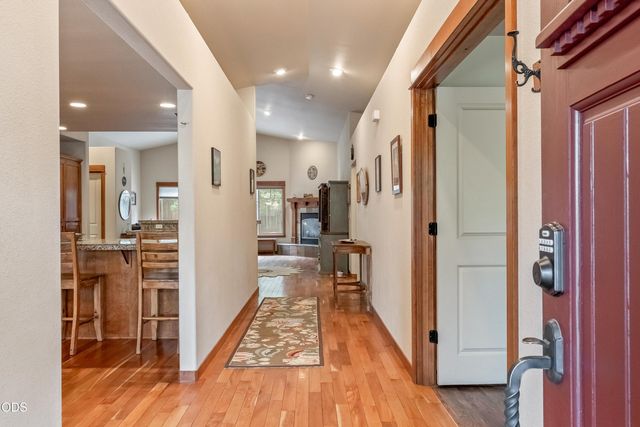 2354 NW Summerhill Drive, Bend, OR 97703