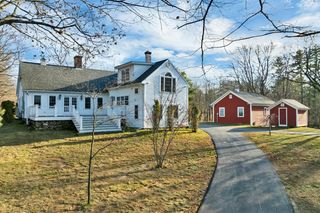 475 Governor Wentworth Highway, Wolfeboro, NH 03894
