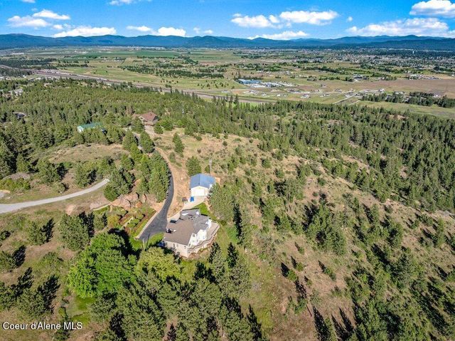 10715 N Payment Peak RD, Hauser, ID 83854