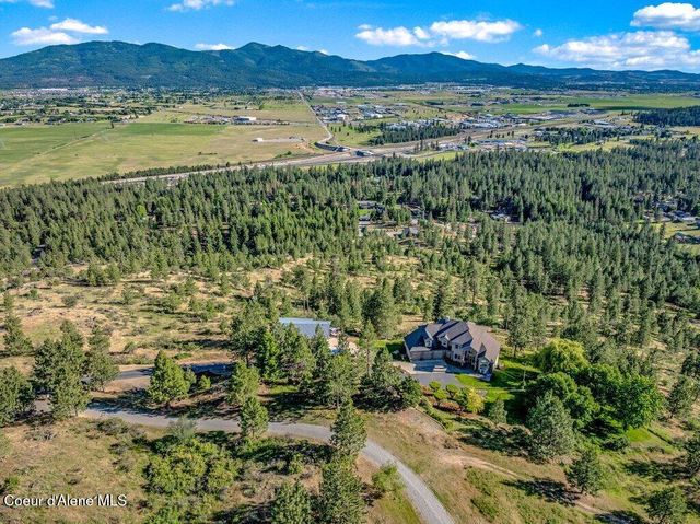 10715 N Payment Peak RD, Hauser, ID 83854