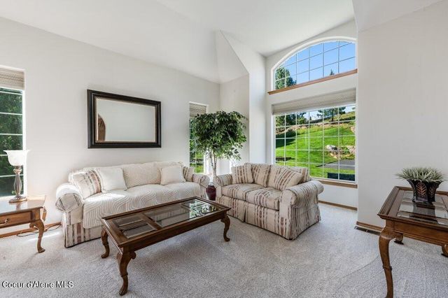 10715 N Payment Peak RD, Hauser, ID 83854