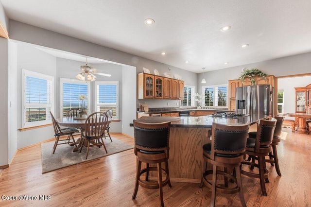 10715 N Payment Peak RD, Hauser, ID 83854