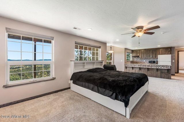 10715 N Payment Peak RD, Hauser, ID 83854