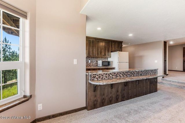 10715 N Payment Peak RD, Hauser, ID 83854