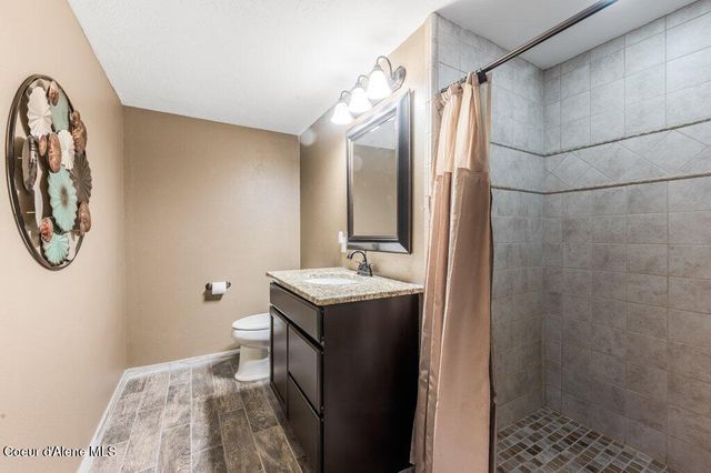 10715 N Payment Peak RD, Hauser, ID 83854