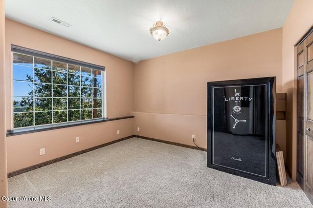 10715 N Payment Peak RD, Hauser, ID 83854
