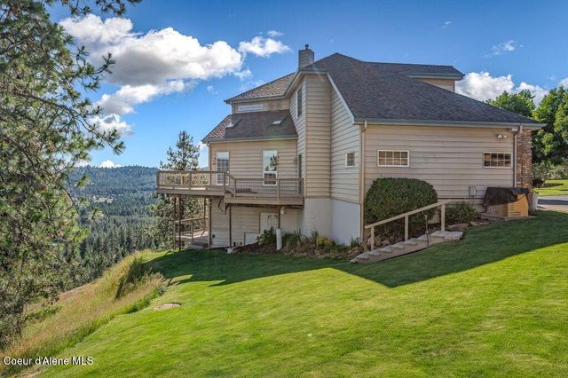 10715 N Payment Peak RD, Hauser, ID 83854