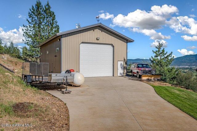 10715 N Payment Peak RD, Hauser, ID 83854