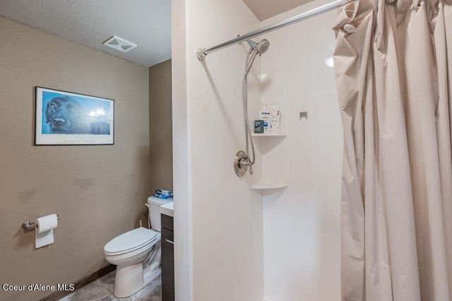 10715 N Payment Peak RD, Hauser, ID 83854