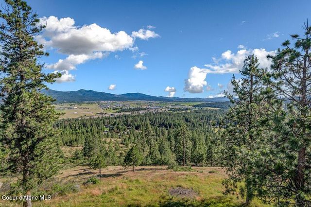 10715 N Payment Peak RD, Hauser, ID 83854
