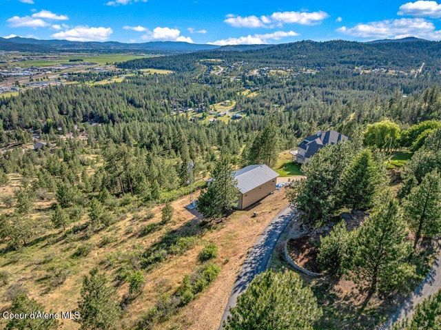 10715 N Payment Peak RD, Hauser, ID 83854