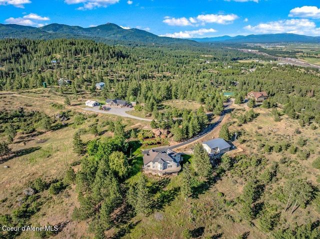 10715 N Payment Peak RD, Hauser, ID 83854