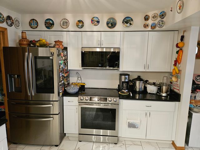 8254 Chestnut Drive 41D, Palos Hills, IL 60465