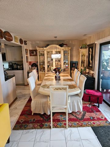 8254 Chestnut Drive 41D, Palos Hills, IL 60465