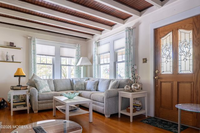 206 Osborn Avenue, Point Pleasant, NJ 08742