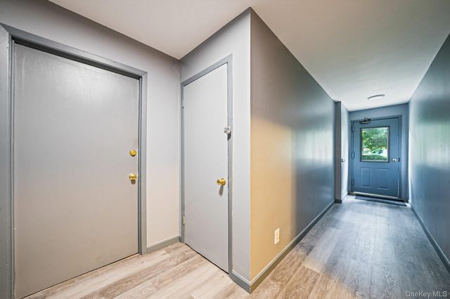 2453 union blvd 24a, Islip, NY 11750