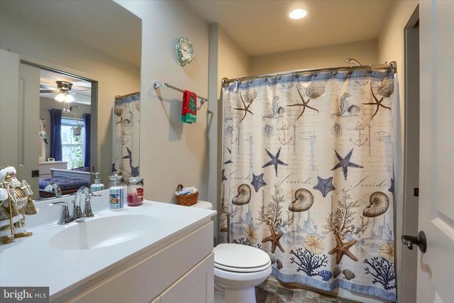 6039 STATION CIRCLE RD, Harrisburg, PA 17111