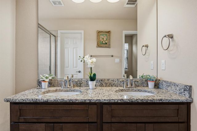 1916 Tramson DR 98C, Austin, TX 78741