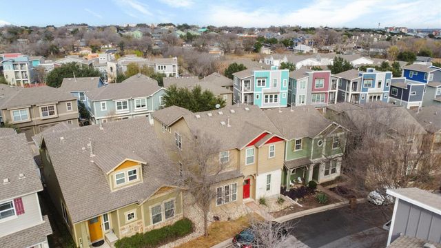 1916 Tramson DR 98C, Austin, TX 78741