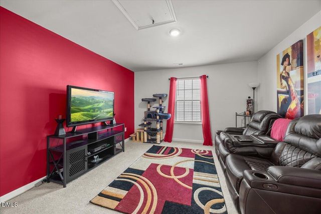 40 Branch Wood Drive, Fuquay Varina, NC 27526