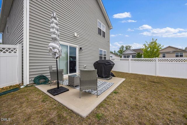 40 Branch Wood Drive, Fuquay Varina, NC 27526
