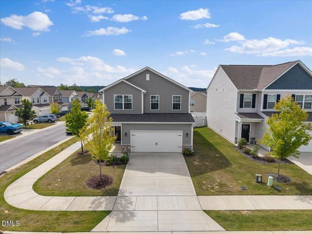 40 Branch Wood Drive, Fuquay Varina, NC 27526