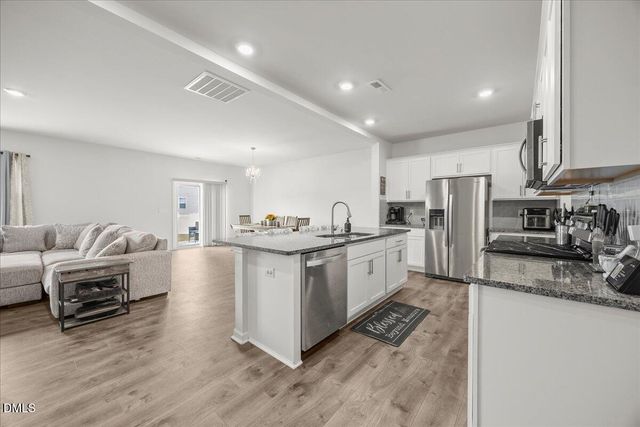 40 Branch Wood Drive, Fuquay Varina, NC 27526