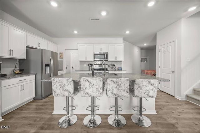 40 Branch Wood Drive, Fuquay Varina, NC 27526