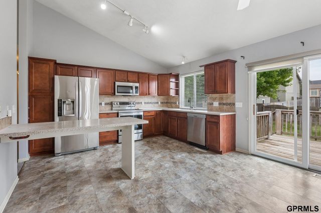 7409 Braun Street, La Vista, NE 68128