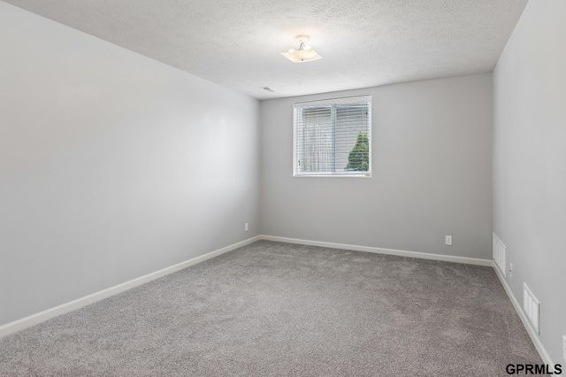 7409 Braun Street, La Vista, NE 68128