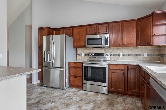 7409 Braun Street, La Vista, NE 68128