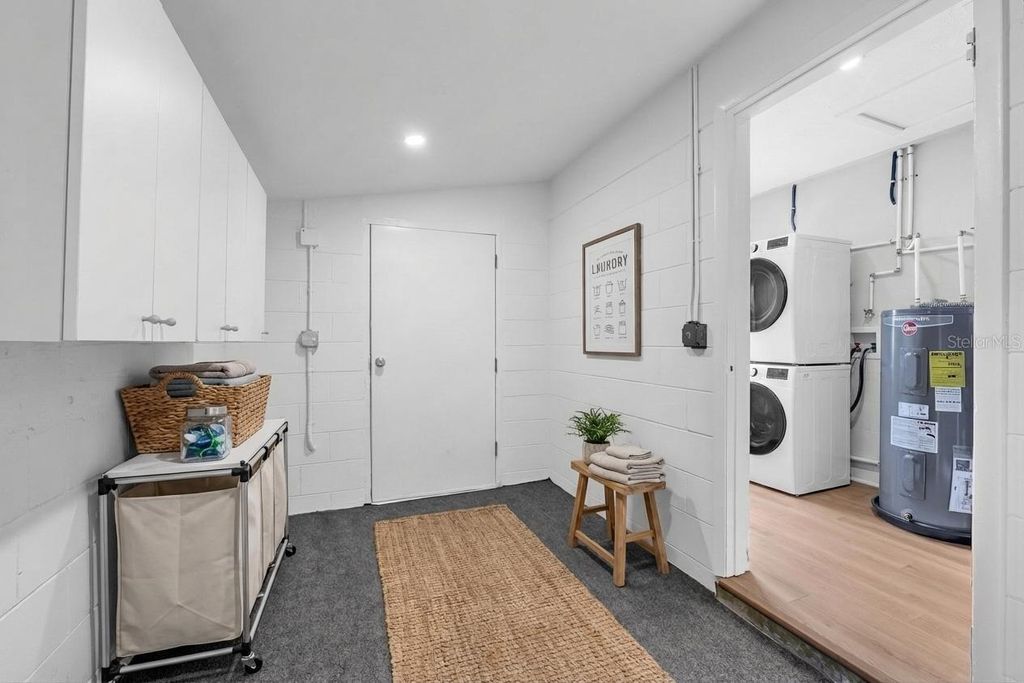 Image 25 of property listing at 3317 LIPSCOMB PLACE, Orlando, FL 32805