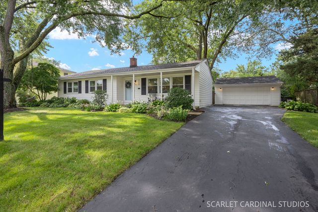 213 W Gartner Road, Naperville, IL 60540