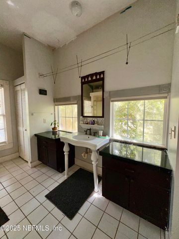 111 JAFFA Road, Crescent City, FL 32112